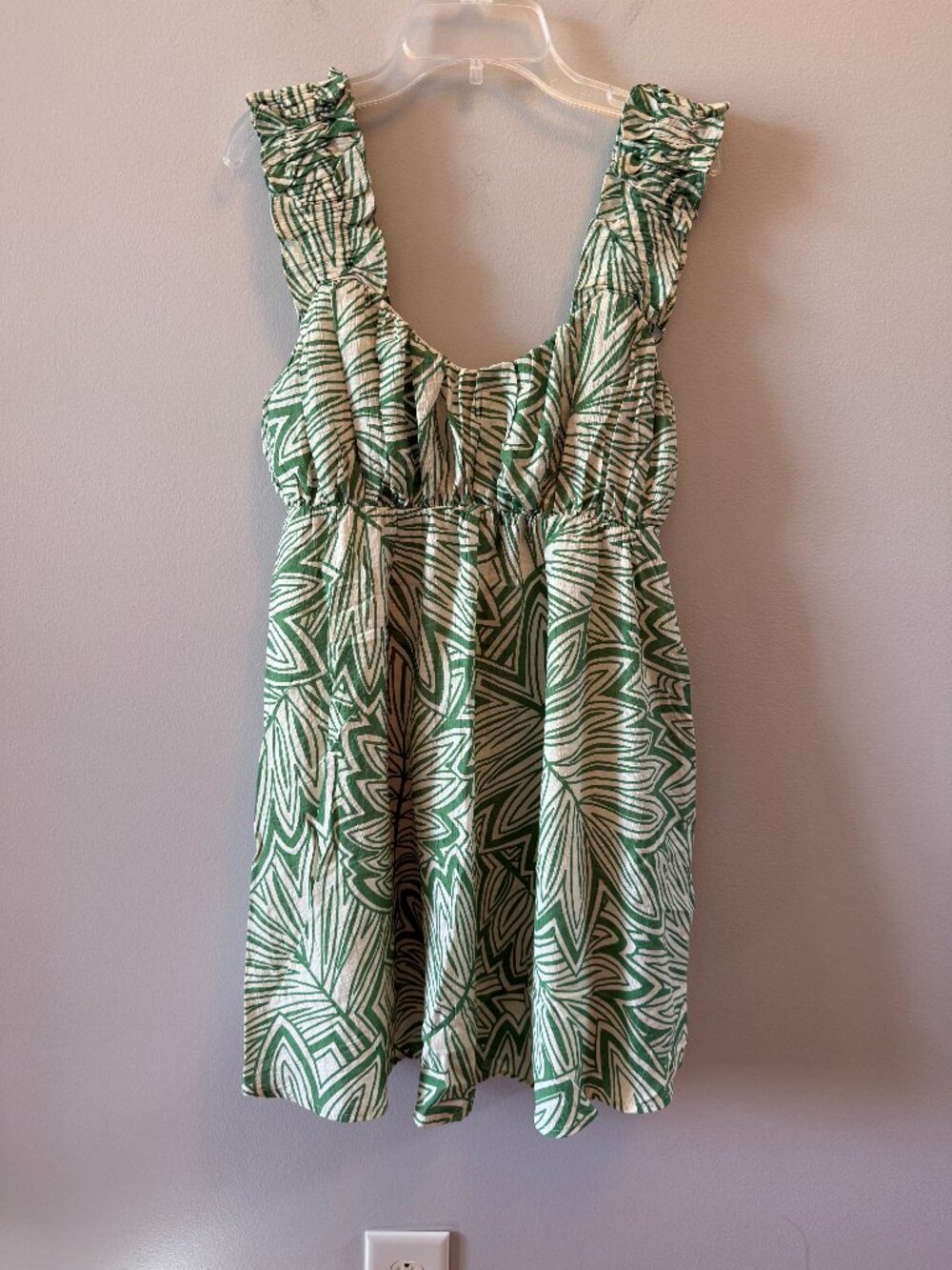 Blu Pepper Green & White Leaf Print Mini Dress Ruffle Strap Size Medium